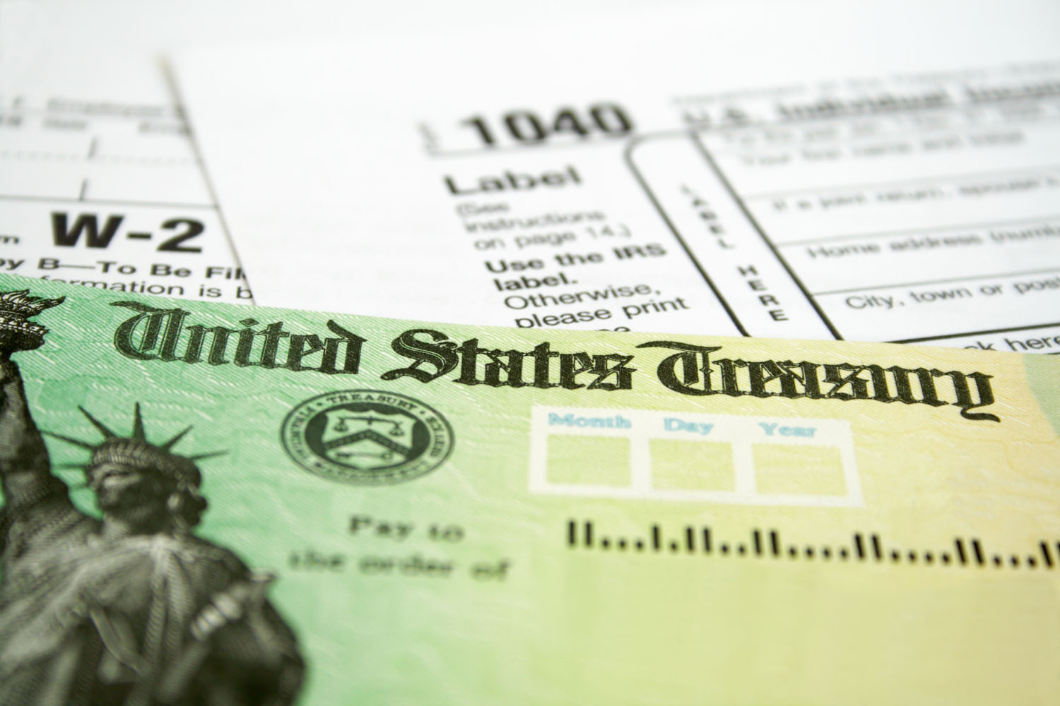 Whether People Should Borrow Money to Pay Taxes